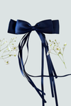 Horquilla con lazo y cinta color azul marino - Florita Bonita