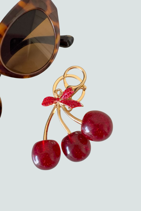 Llavero metálico diseño cereza verde - Florita Bonita