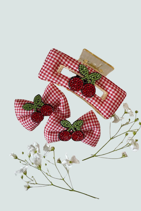 Pinza para el cabello con diseño de cerezas y lazo rojo - Florita Bonita